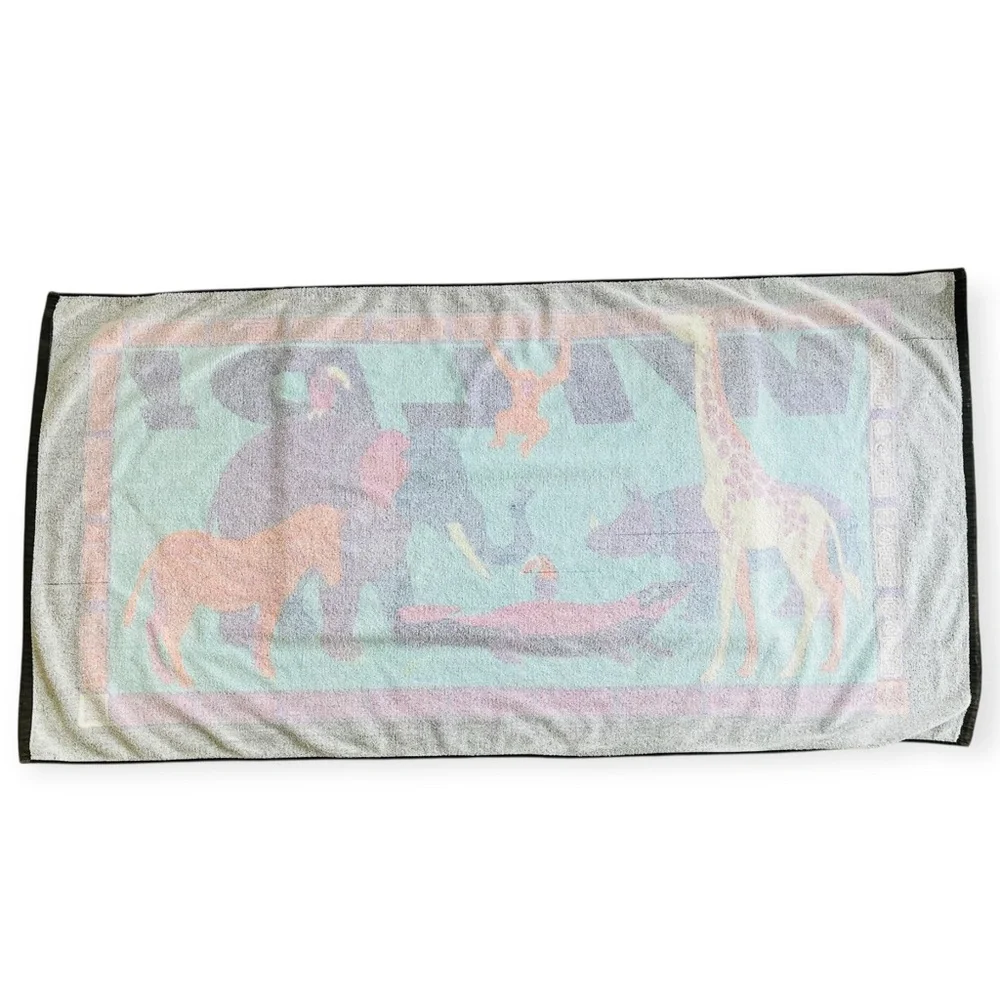 Vintage WILD! Colorful Zoo Animals Beach Towel Retro Zebra Elephant Giraffe